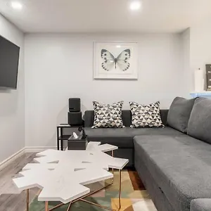 Cozy Nest Basement Unit Apartment